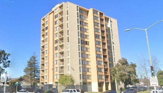 Residential tower at 725 Market St., one of three highrises that are part of the City Towers housing complex in West Oakland, seen in February 2025.(Google Maps)