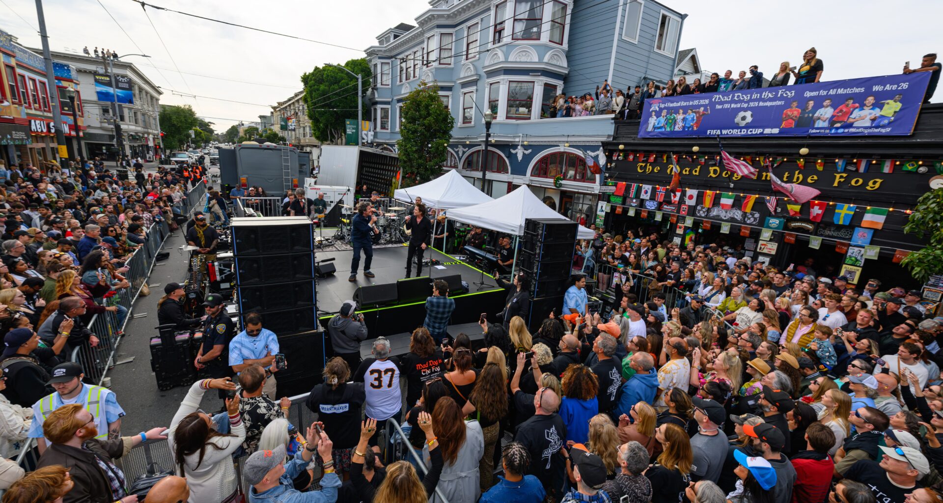 Photos: Train performs free concert on Haight Street