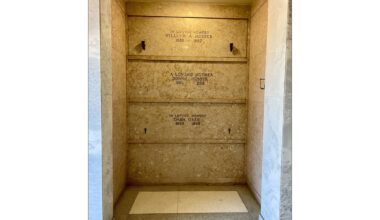 His name is on a hospital and buildings at MIT and Stanford, but not on his San Diego gravesite – San Diego Union-Tribune