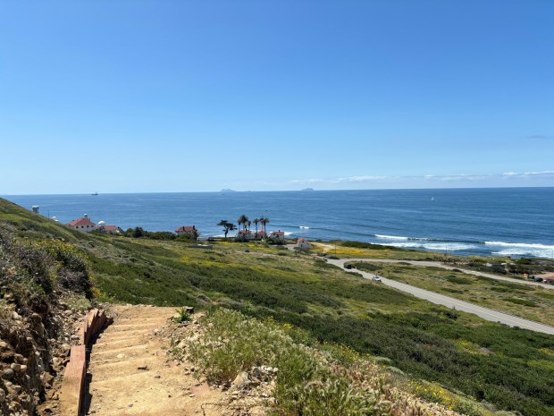 The Oceanside Trail is located on the western side of the Cabrillo National Monument, offering sweeping views of the Pacific Ocean.