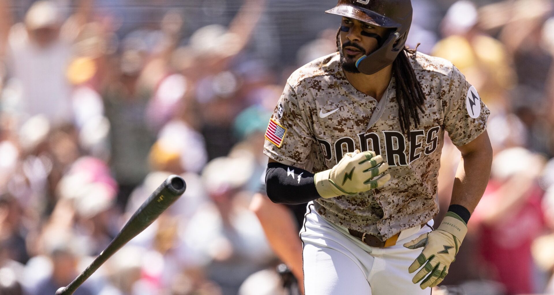 Fernando Tatis Jr., Walker Buehler push Padres to sweep of Twins