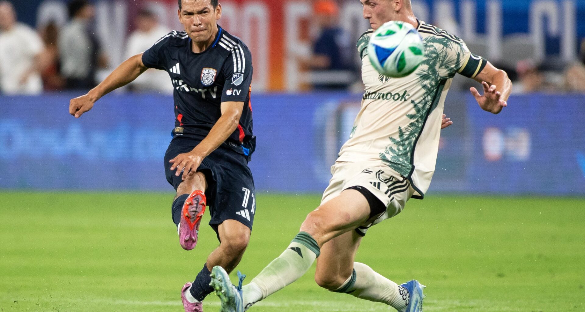 Source: San Diego FC-LA Galaxy loan deal awaits Chucky Lozano's OK