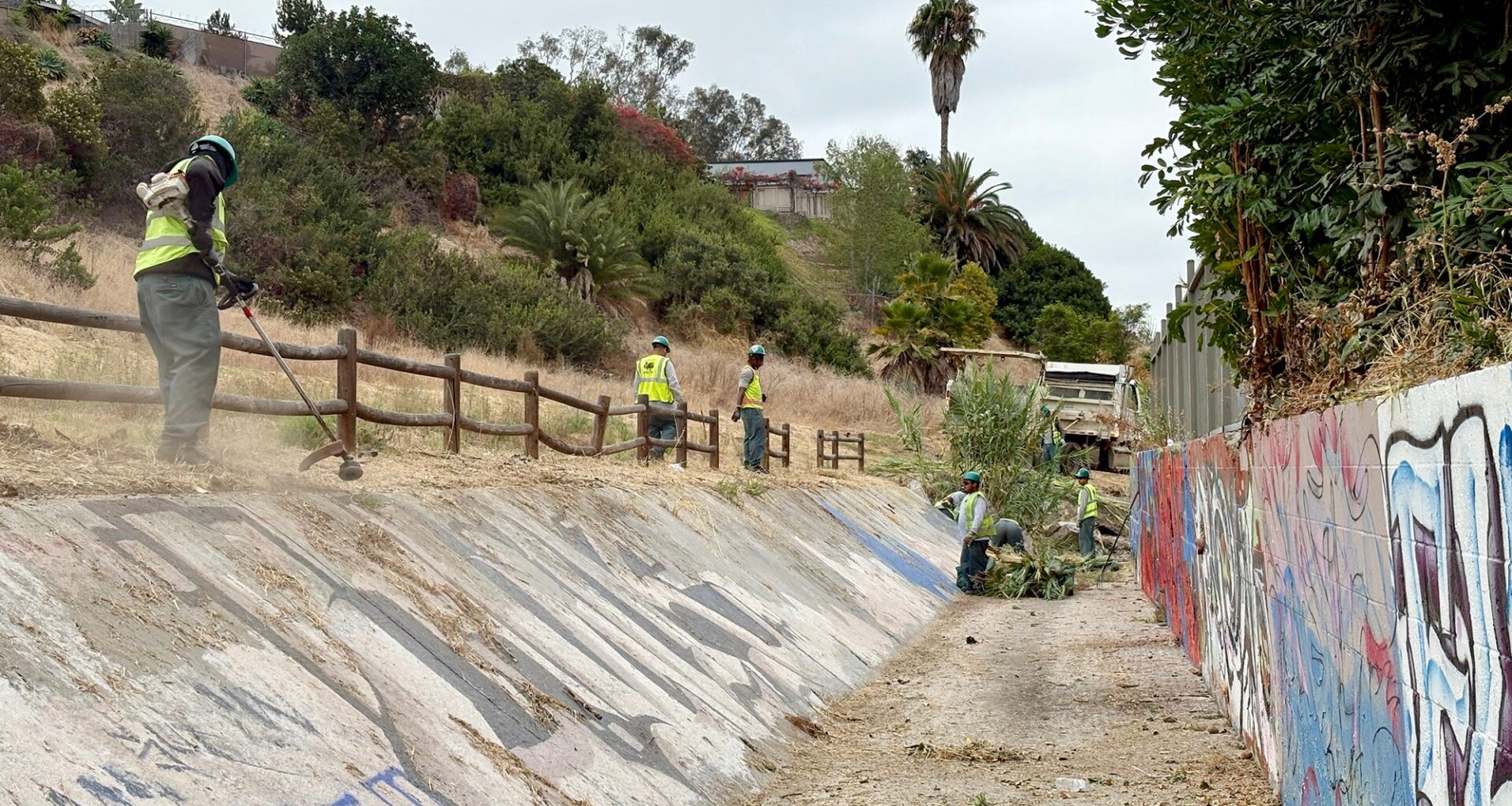 Bracing for a ‘super El Niño,’ San Diego plans aggressive storm channel clearing, public awareness campaign – San Diego Union-Tribune