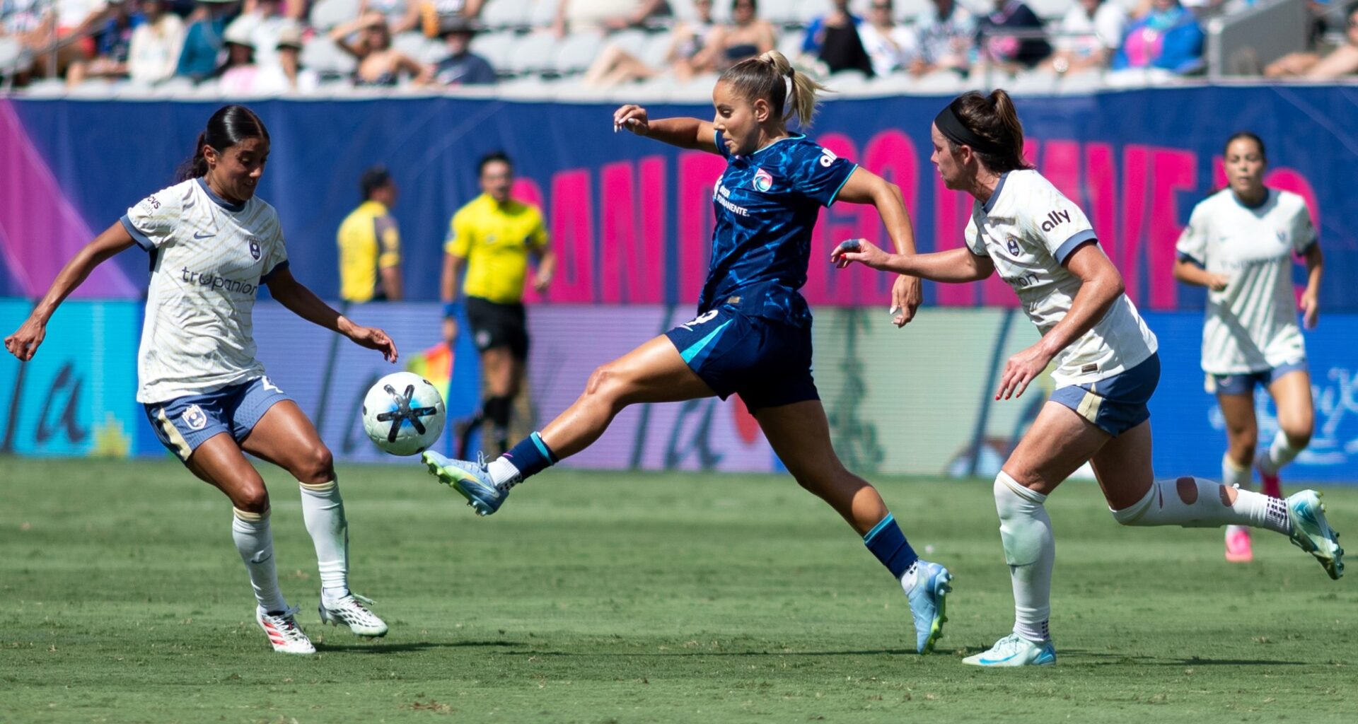 Wave hope to continue road success in Sunday’s match vs. Spirit