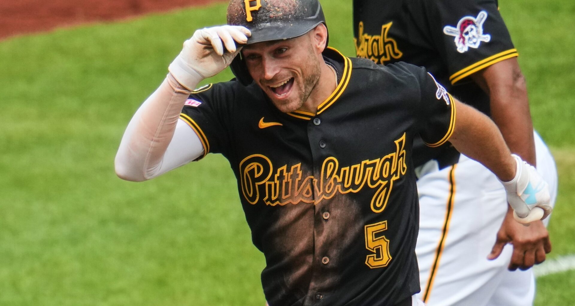 Padres on deck: Pirates skidding into Petco Park