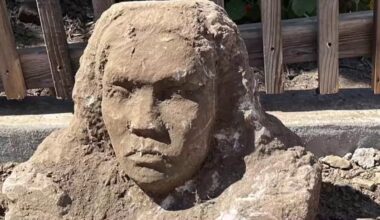 San Francisco couple unearths mysterious sculpture in backyard, suspects famous Art Deco artist – NBC Bay Area