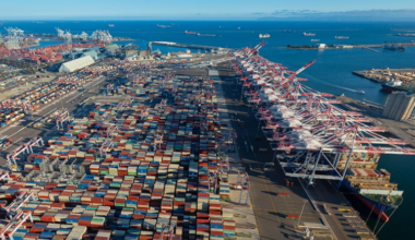 Long Beach approves new measures to accelerate zero-emissions port operations