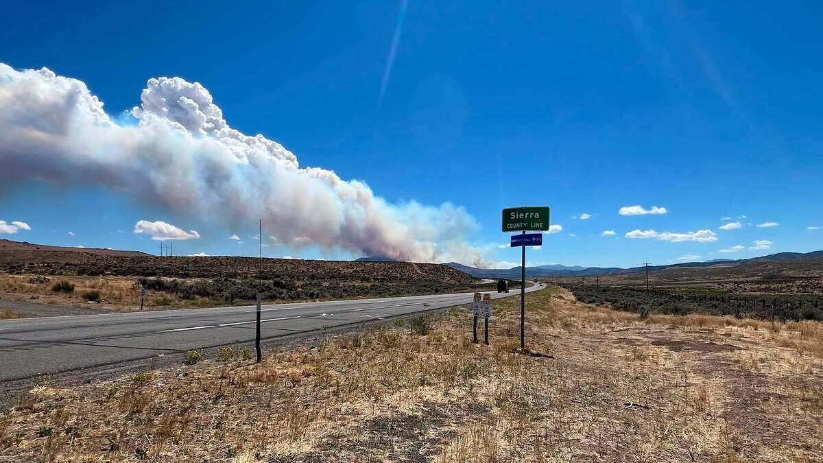 Human-caused Hawk Fire forces mass evacuations