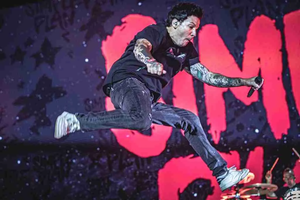 Festival Review: Vans Warped Tour at Shoreline Waterfront in Long Beach, California – New Noise Magazine