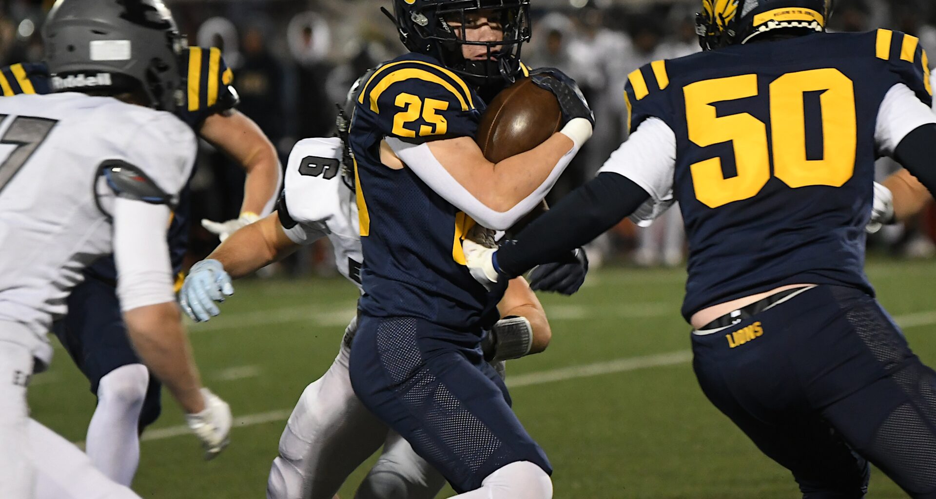 Football preview: 2026 Lakes Valley Conference team capsules – The Oakland Press