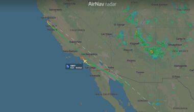 United UA817 from San Francisco declared an emergency and diverted to Los Angeles