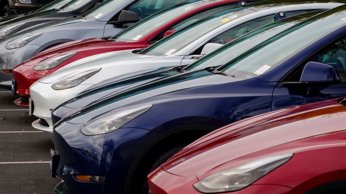 Tesla Buyers Blow Through California’s New EV Rebates in Just 5 Days