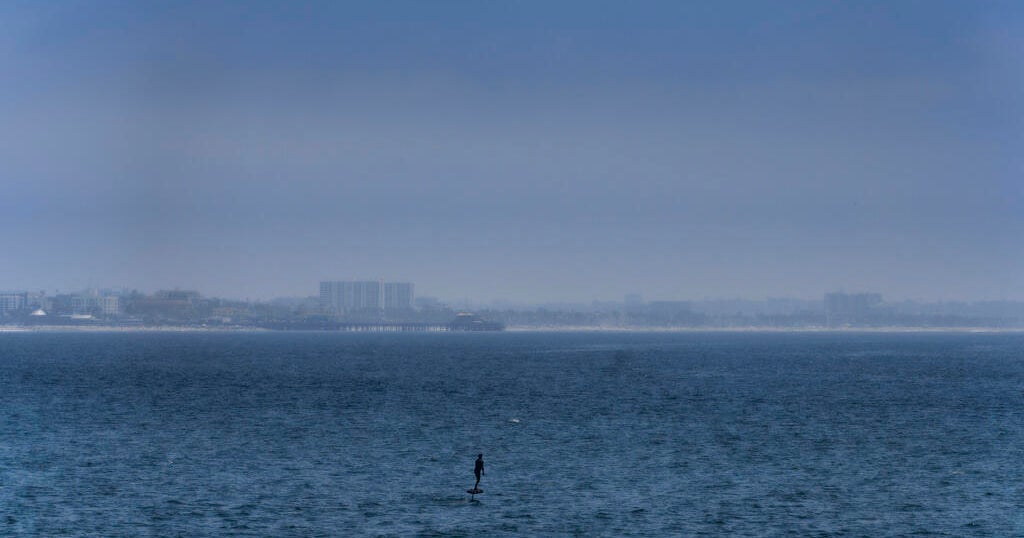 Marine heat wave impacting California coastal water temperatures