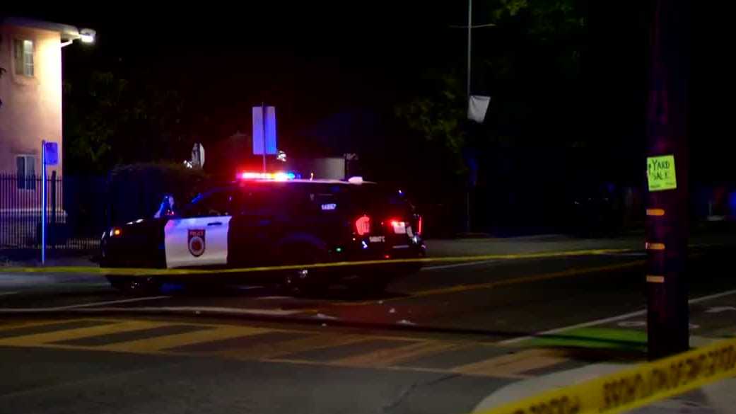 Large police presence reported in Oak Park neighborhood