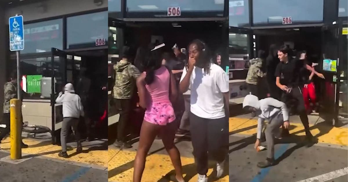 Oakland 7-Eleven workers scared after crowd storms store