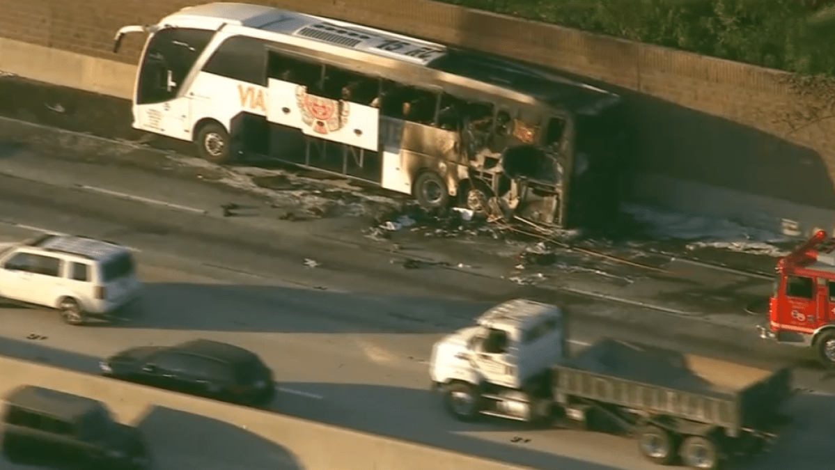 1 dead in 60 Freeway bus fire in Hacienda Heights – NBC Los Angeles