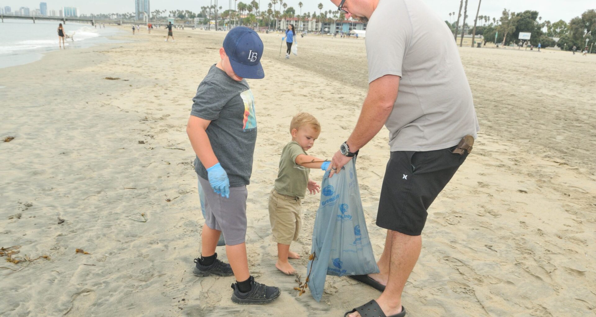 Long Beach seeks volunteers for 42nd annual California Coastal Cleanup Day