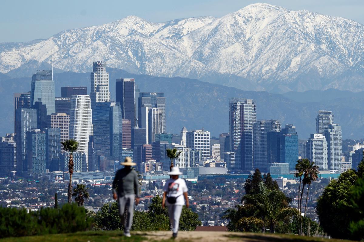 California's automatic minimum wage hikes hurt affordability
