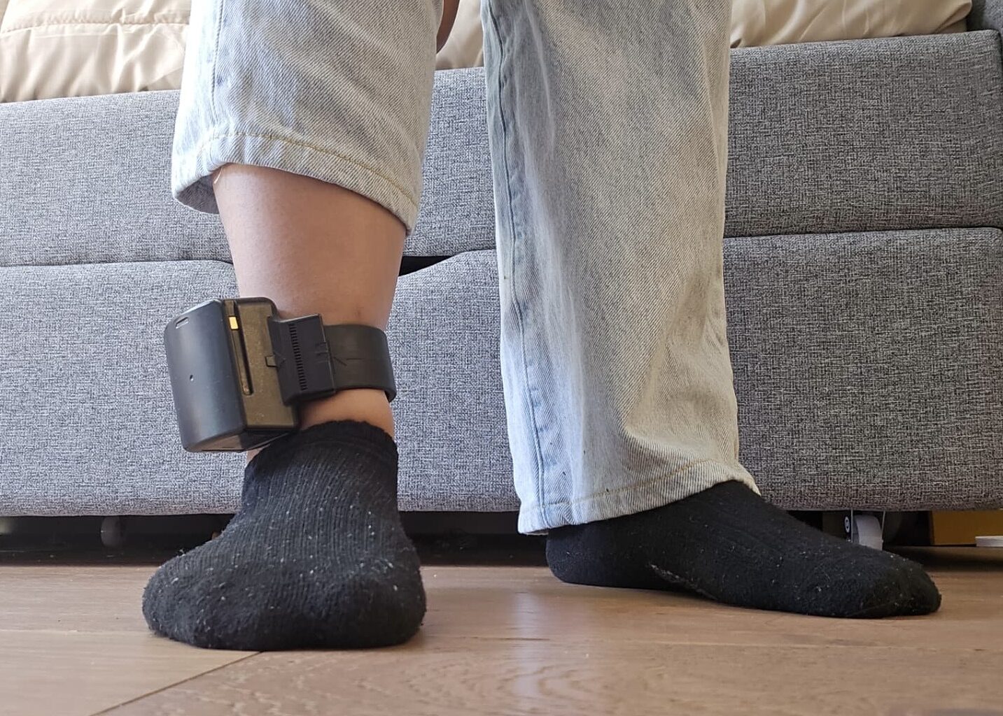 ICE steps up surveillance of immigrants with electronic monitoring