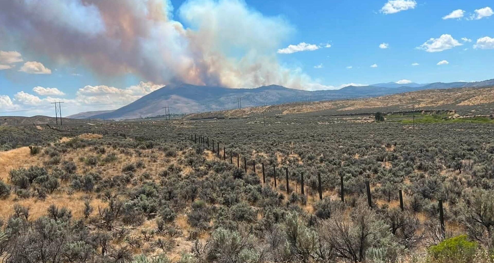 Hawk Fire near California-Nevada border prompts evacuation orders in Sierra County