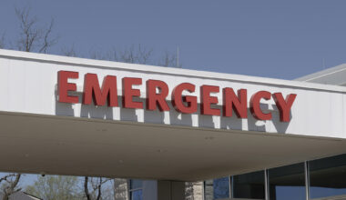 Man, 20, dies at hospital after being shot while driving in Long Beach – Press Telegram