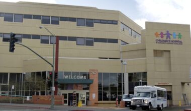Oakland mom, boyfriend arrested after 5-year-old overdoses