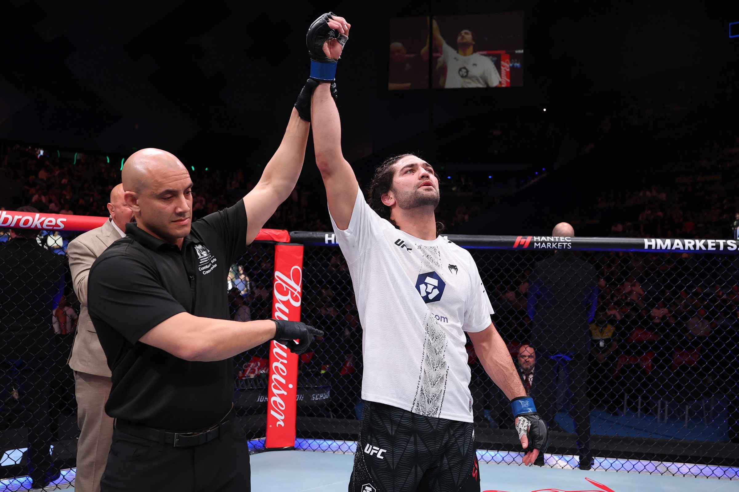 Wes Schultz will try and get his second UFC win at UFC Sacramento.