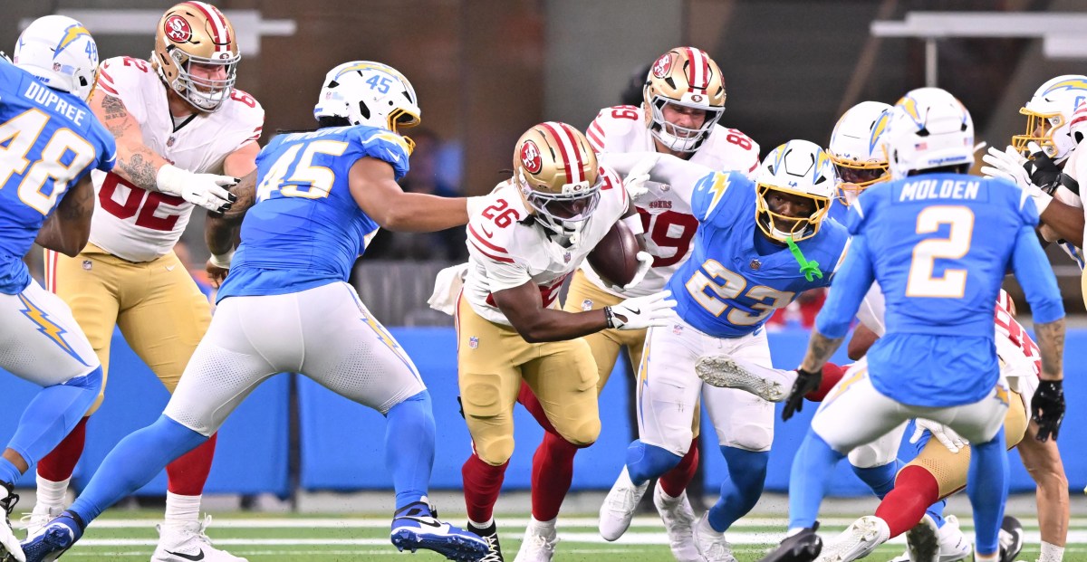 49ers Snap Counts and Grades: Is there a new RB2 in town?
