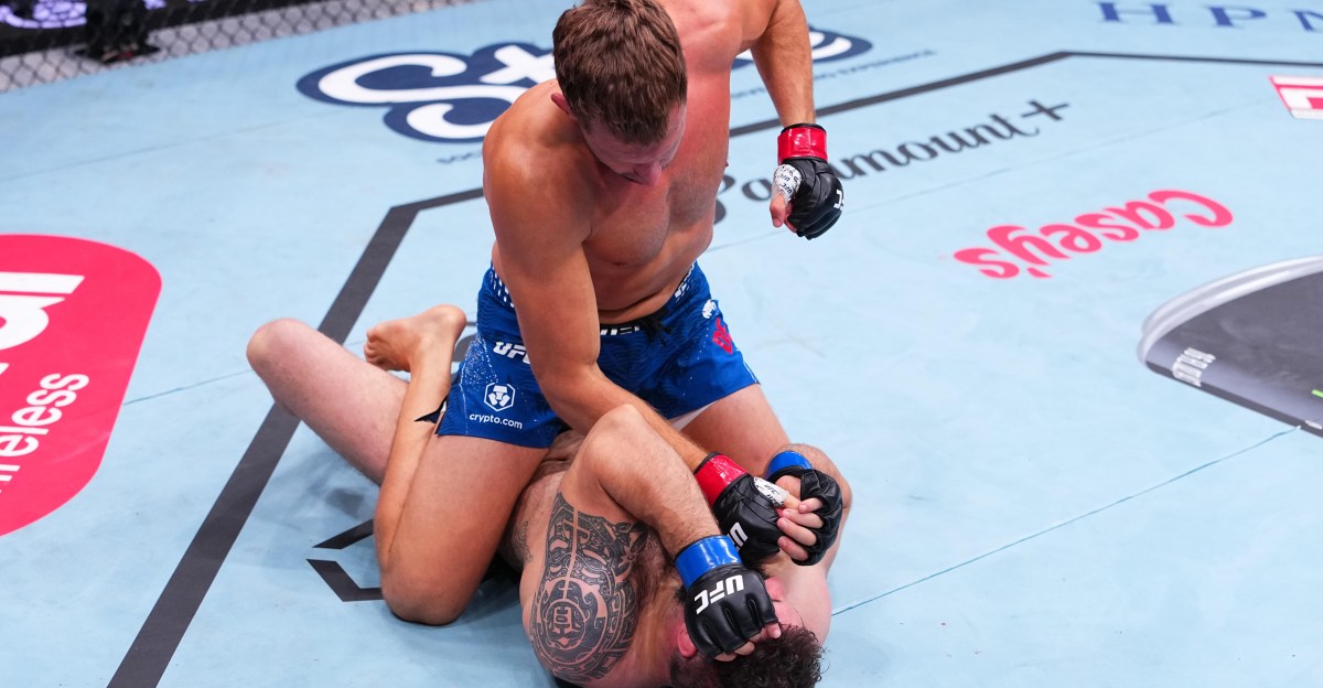 Highlights! Reinier de Ridder easily pounds out Roman Dolidze in Light Heavyweight return | UFC Sacramento