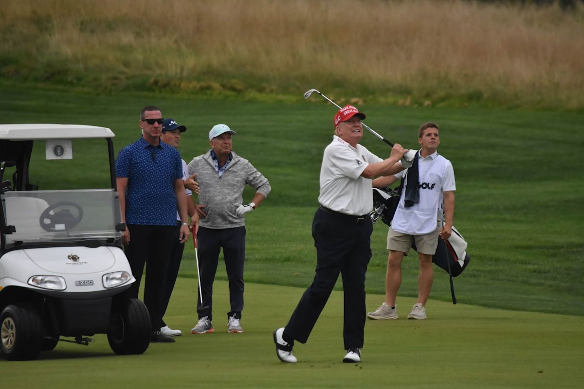 Armed man arrested near Trump's golf course in California