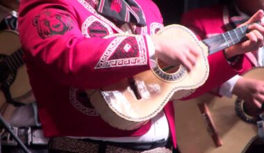 ¡Viva el mariachi!: Meet the man bringing his passion for mariachi to Bakersfield schools