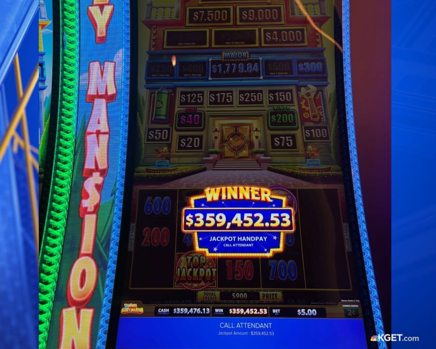 Bakersfield resident wins $350K slot jackpot at Hard Rock Casino Tejon