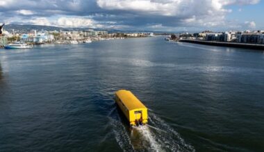 ‘Woodstock,’ beloved Oakland-Alameda water shuttle, is back in service