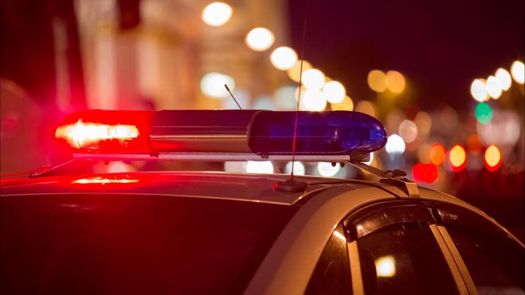 1 dead, 1 injured in fiery Sacramento single-vehicle crash