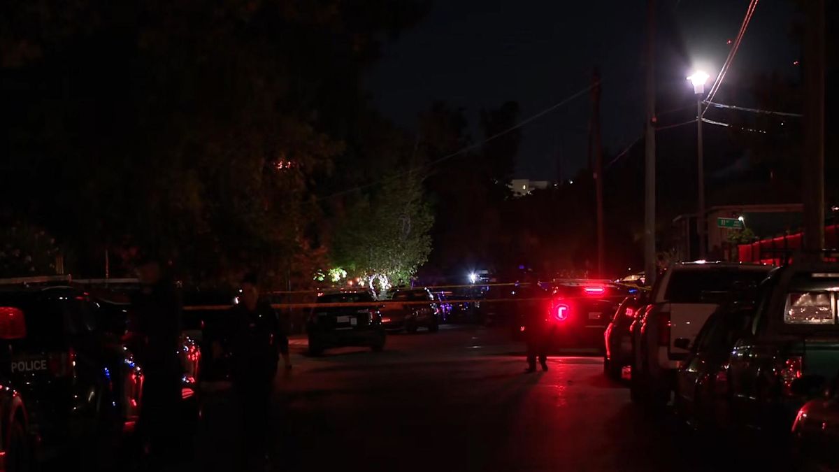 Sacramento police detain suspect following standoff in Oak Park