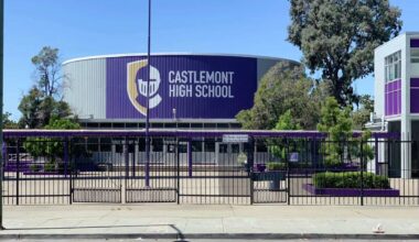 Juvenile hospitalized after stabbing at Oakland high school