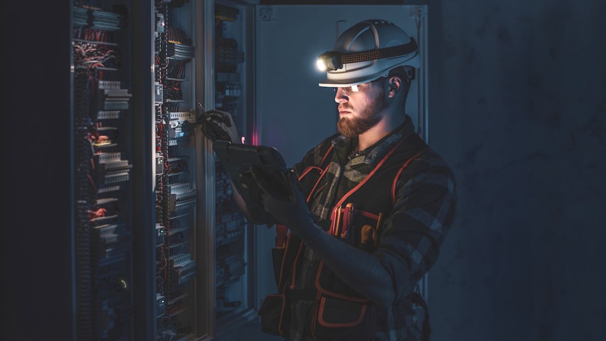 Nearly 8,500 lose power in California, and PG&E says the cause is still under investigation