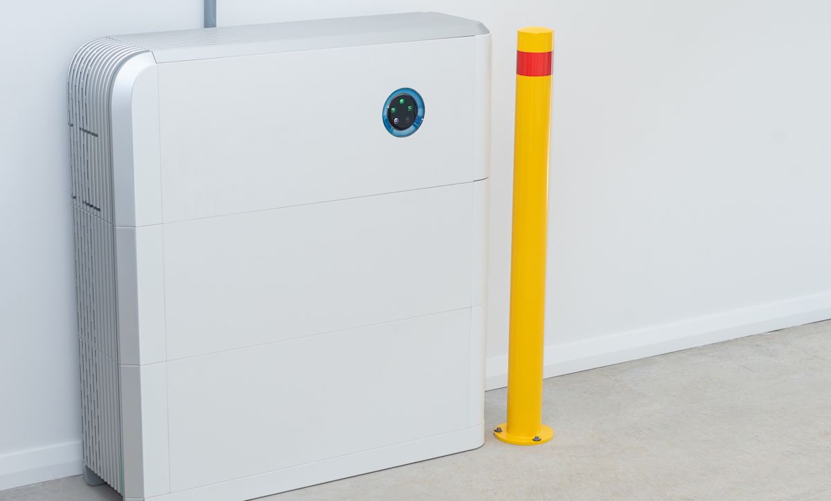 California utility board backs $5 million home battery program with rebates of up to $17,000