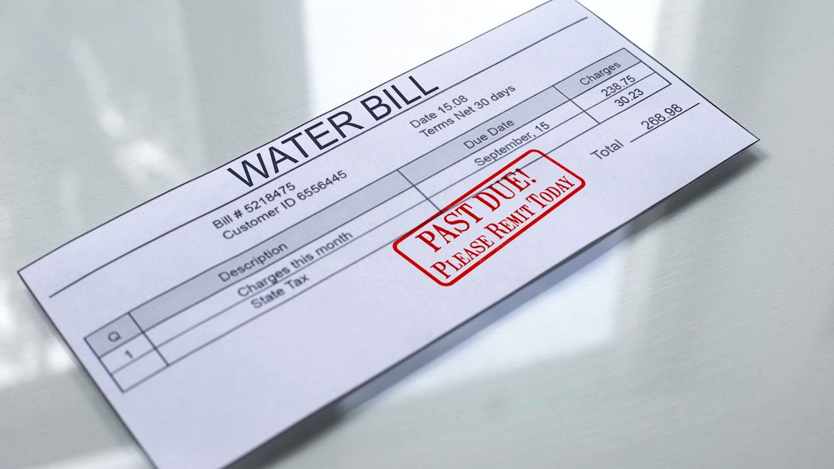 Proposed California water rates raise fresh worries for residents already squeezed by costs