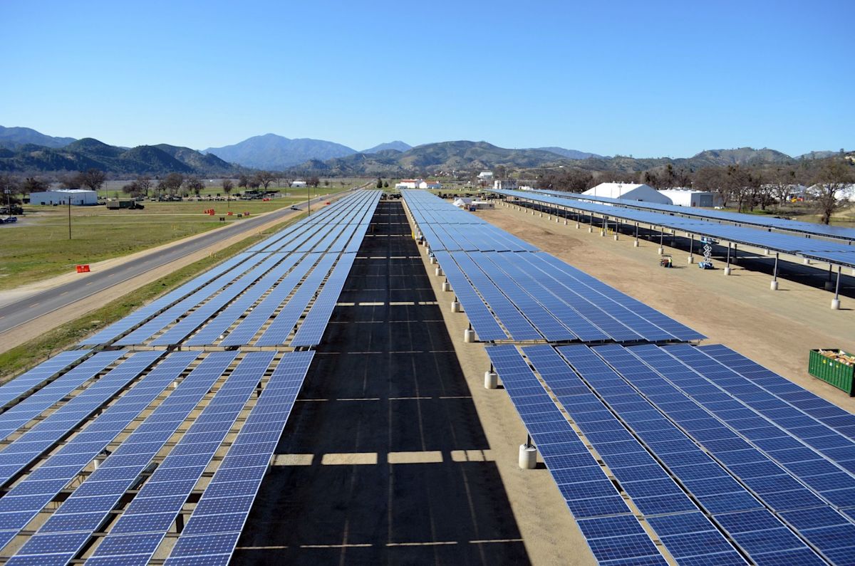 California barely leads Texas in solar power, as nine states drive the US shift