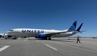 United adds 2 San Francisco routes as FAA eases limits