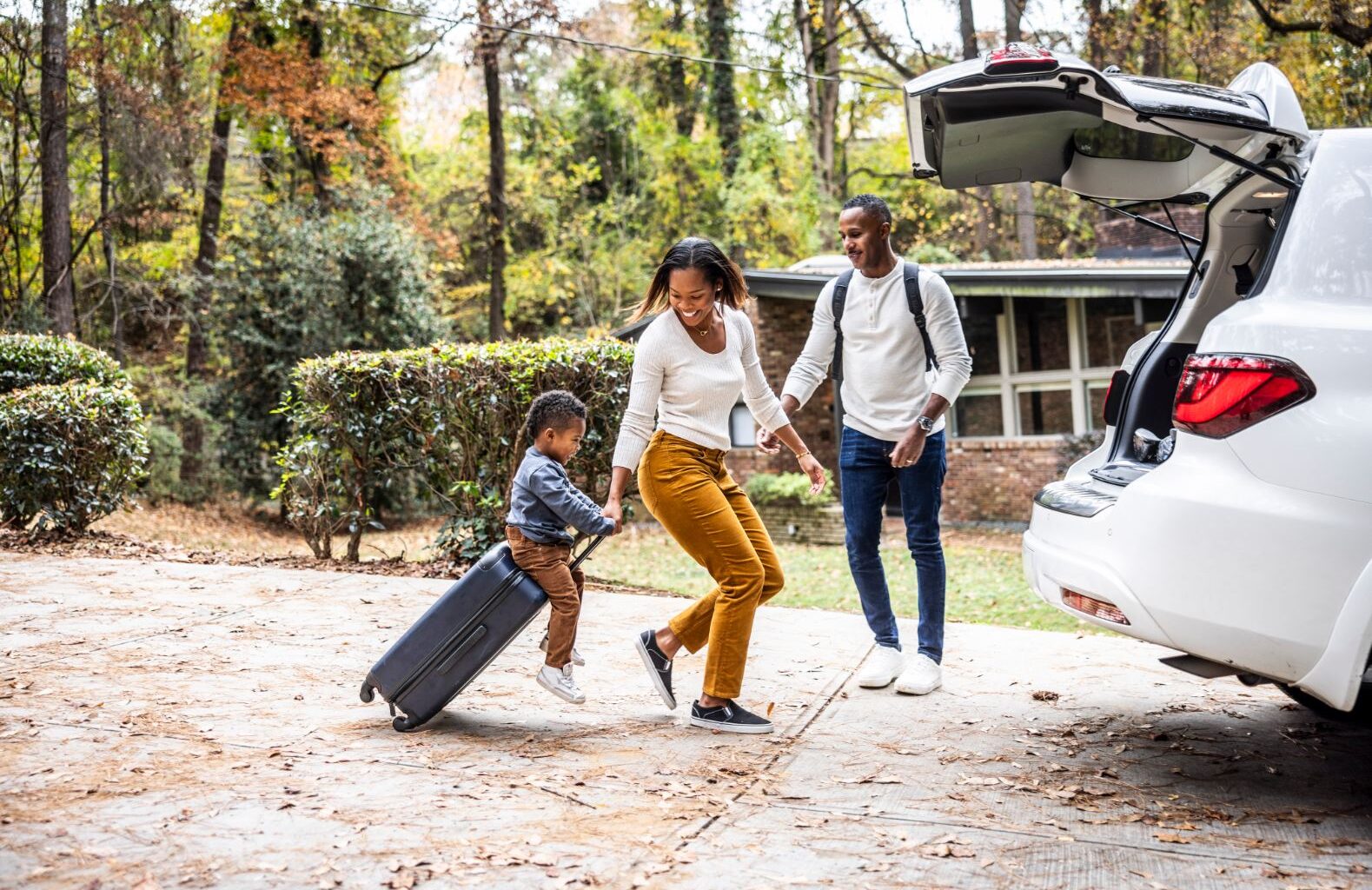 Don’t let fraud and scams ground your summer vacation • Brand stories