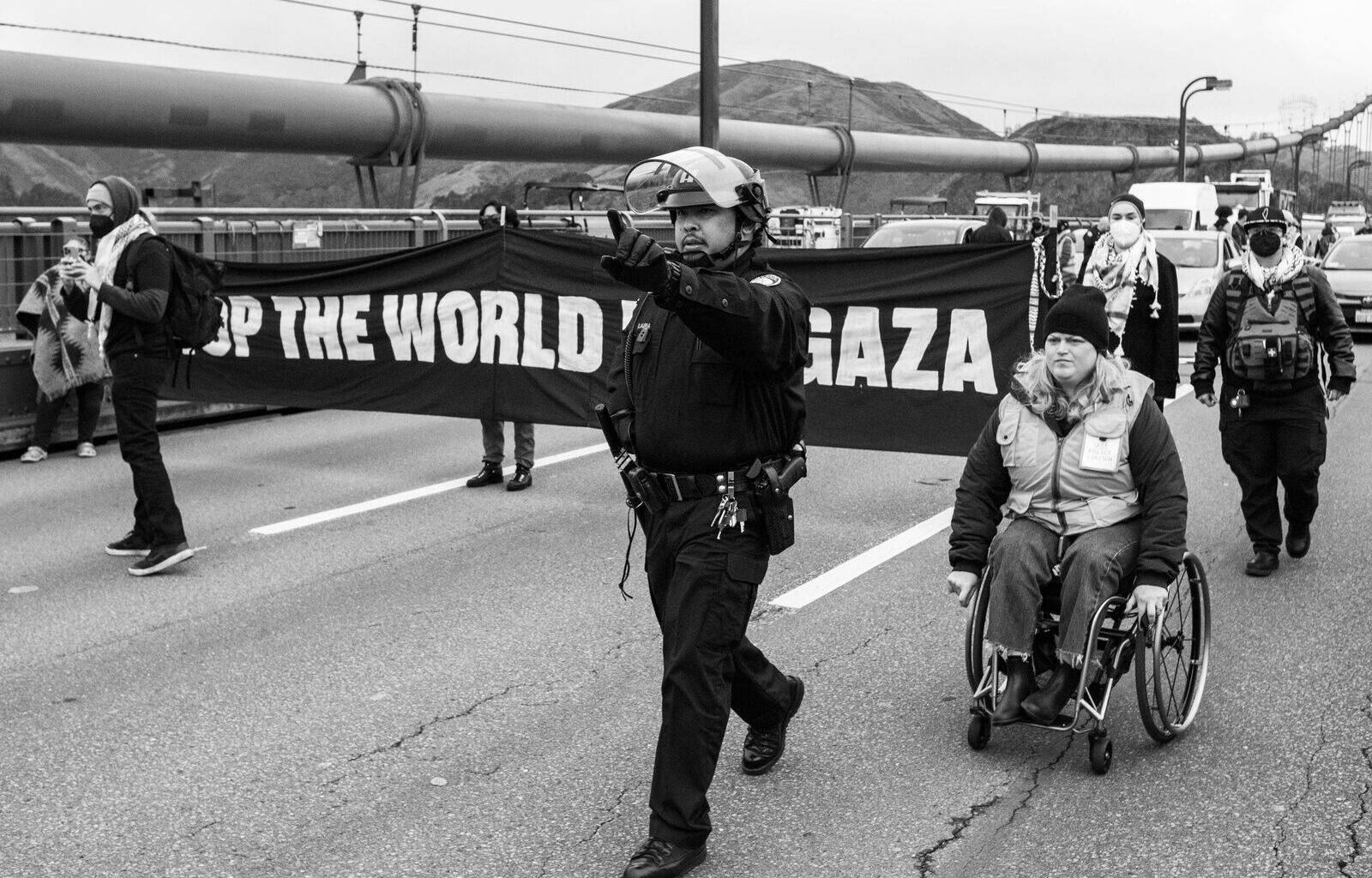 Felony charges dropped against Golden Gate Bridge protesters