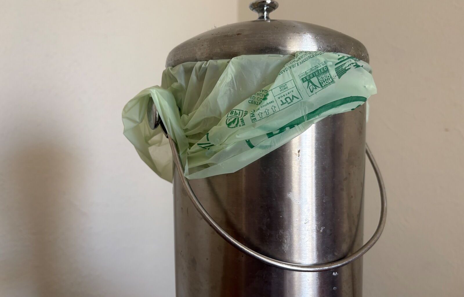 Don’t put green ‘compost’ bags in green Oakland compost bins