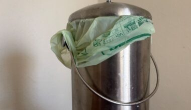 Don’t put green ‘compost’ bags in green Oakland compost bins