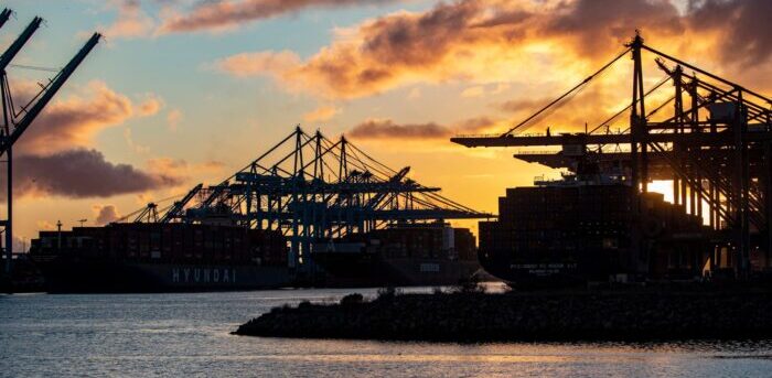 Port of Los Angeles and Long Beach strengthen clean-air incentives