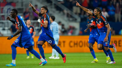 Damp, delayed and waterlogged, but victorious – FC Cincinnati wait out the weather and take down the San Jose Earthquakes 4-2 in come from behind thriller at TQL Stadium