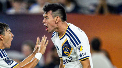Chucky's revenge: Lozano nets first LA Galaxy goal vs. San Diego