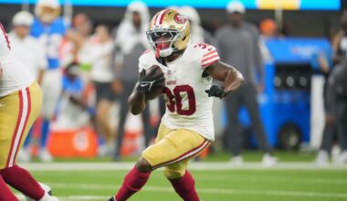 Sources: 49ers trade Zamir White to Saints for Deion Jones