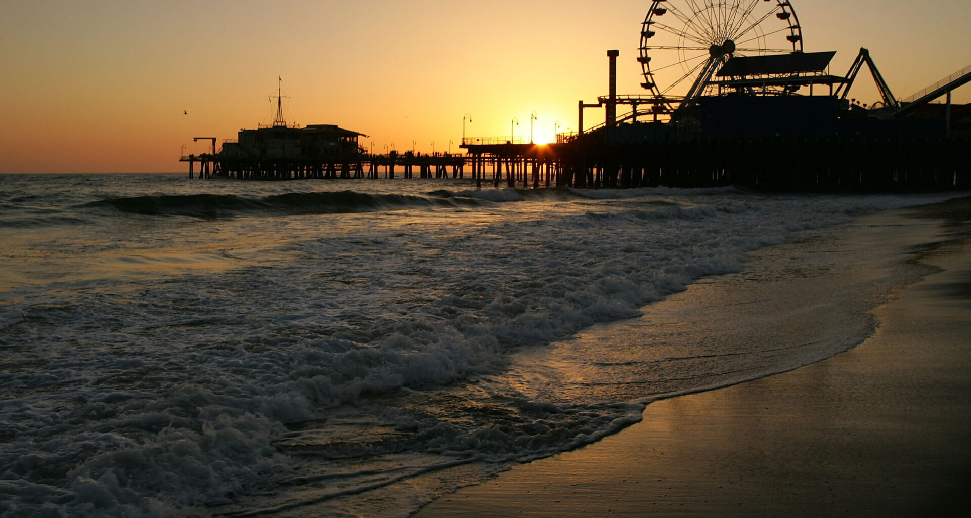 Health Officials Warn Against Swimming at 5 L.A. Beaches